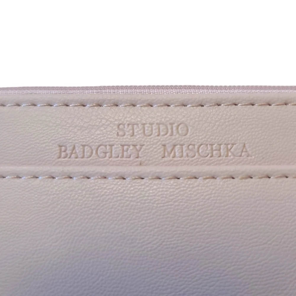 Badgley Mischka Diamond Quilted Blush Crossbody Bag Women's NWT - Picture 6 of 10